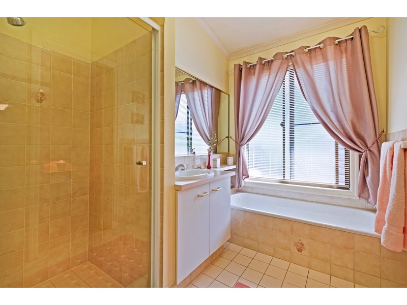 Eagle Heights QLD 4271