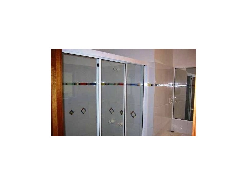 Eagle Heights QLD 4271