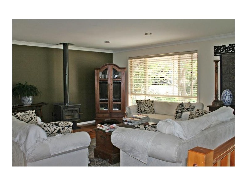 5 Teton Court, Eagle Heights QLD 4271