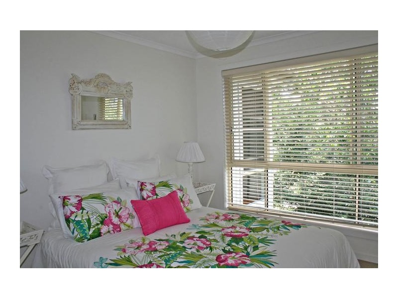 5 Teton Court, Eagle Heights QLD 4271