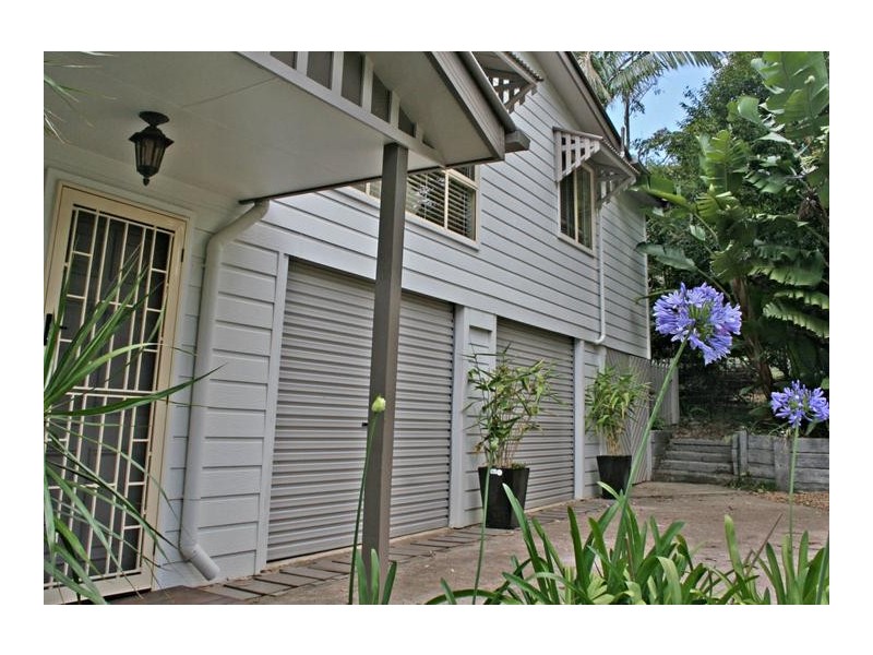 5 Teton Court, Eagle Heights QLD 4271