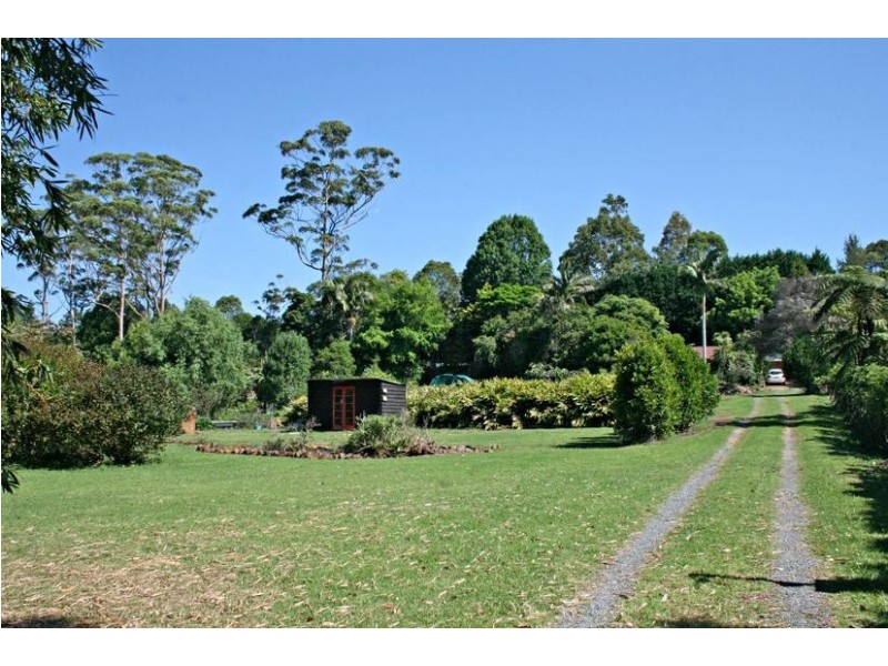 11-15 Siganto Street, Tamborine Mountain QLD 4272