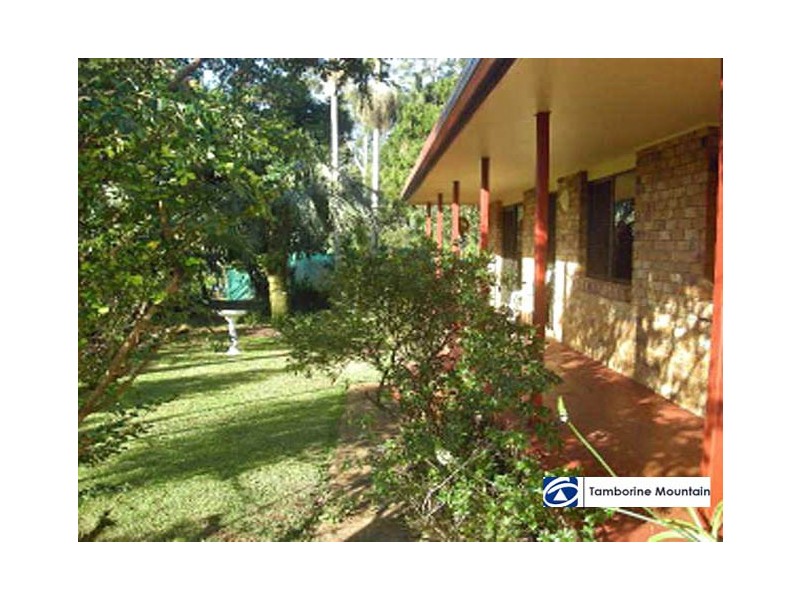11-15 Siganto Street, Tamborine Mountain QLD 4272