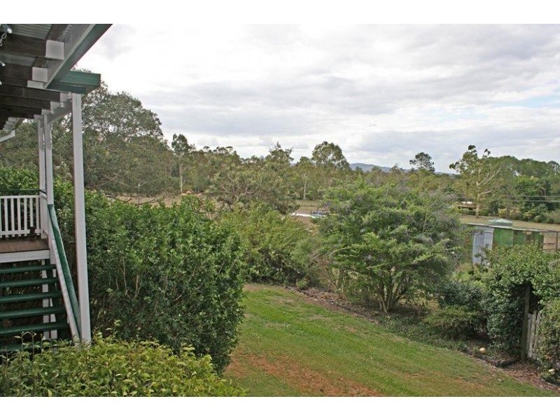 71 Hazel Road, Tamborine QLD 4270
