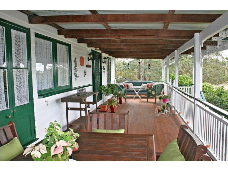 71 Hazel Road, Tamborine QLD 4270