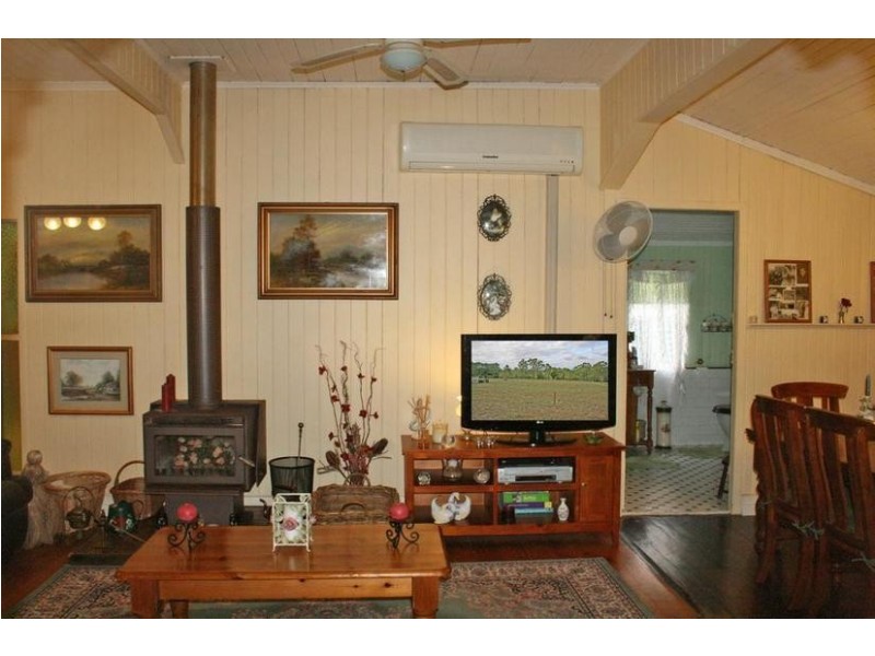 71 Hazel Road, Tamborine QLD 4270