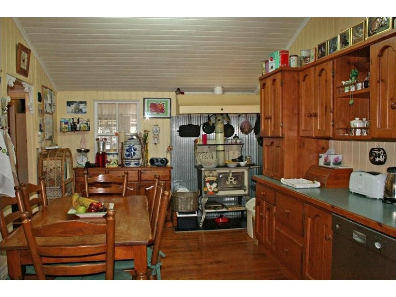 71 Hazel Road, Tamborine QLD 4270
