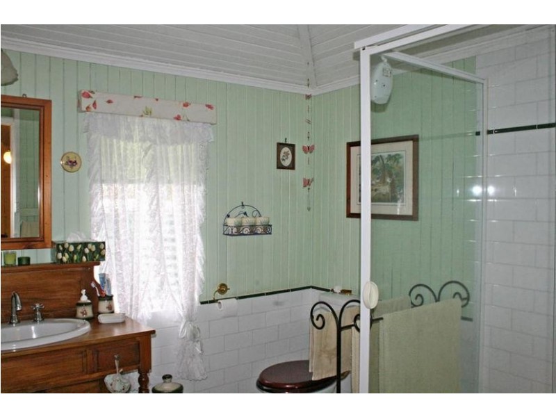 71 Hazel Road, Tamborine QLD 4270