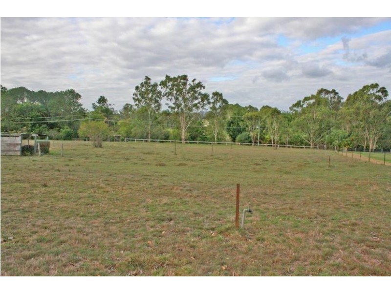 71 Hazel Road, Tamborine QLD 4270