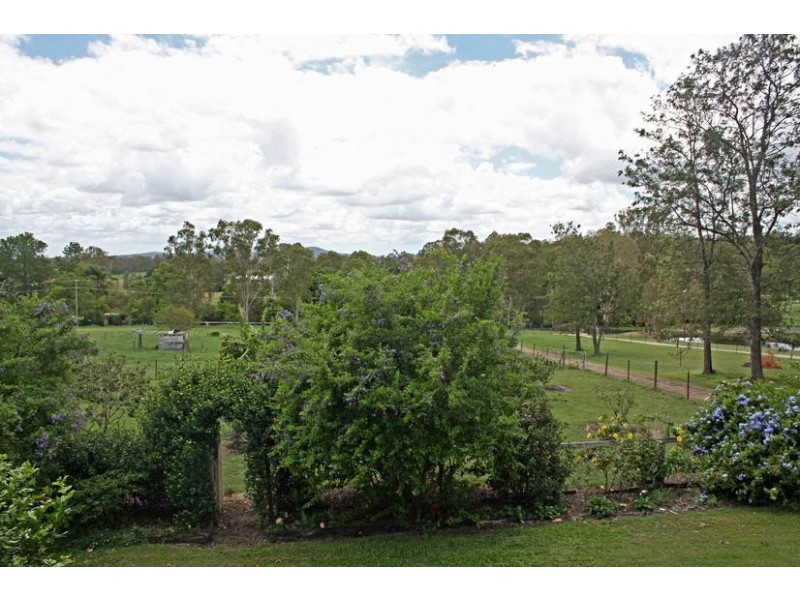 71 Hazel Road, Tamborine QLD 4270