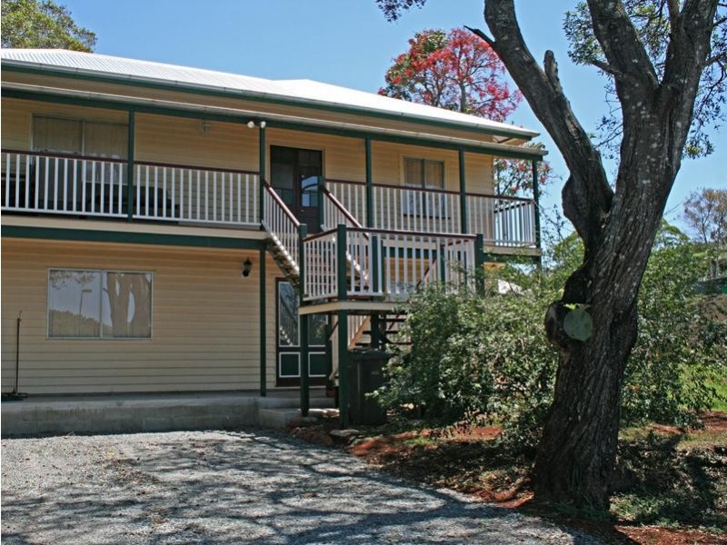 13 Beacon Road, North Tamborine QLD 4272