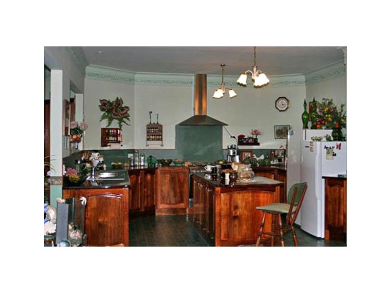 Tamborine Mountain QLD 4272