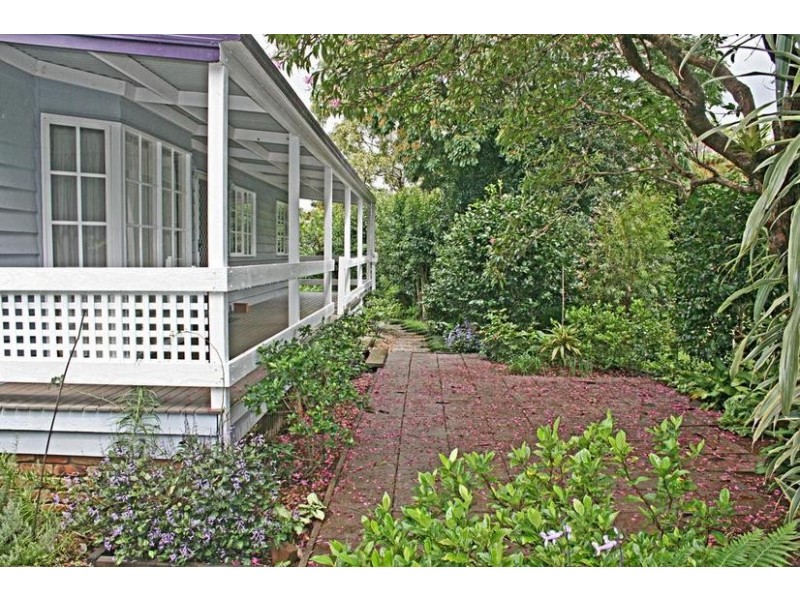 25 Ocean View Pde, Tamborine Mountain QLD 4272