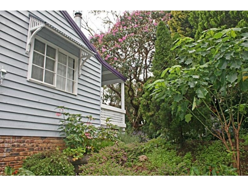 25 Ocean View Pde, Tamborine Mountain QLD 4272