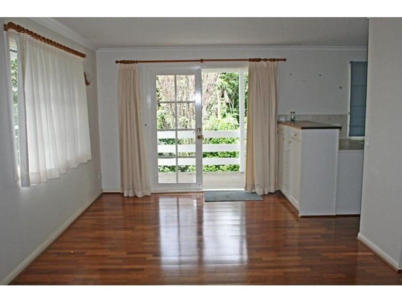 25 Ocean View Pde, Tamborine Mountain QLD 4272