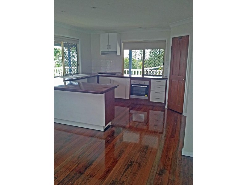 Eagle Heights QLD 4271