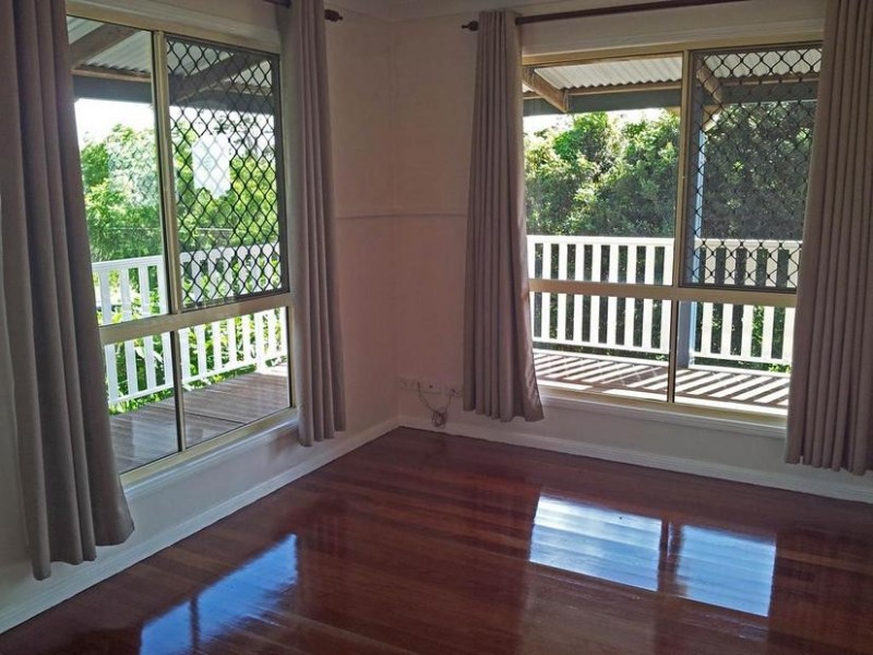 Eagle Heights QLD 4271