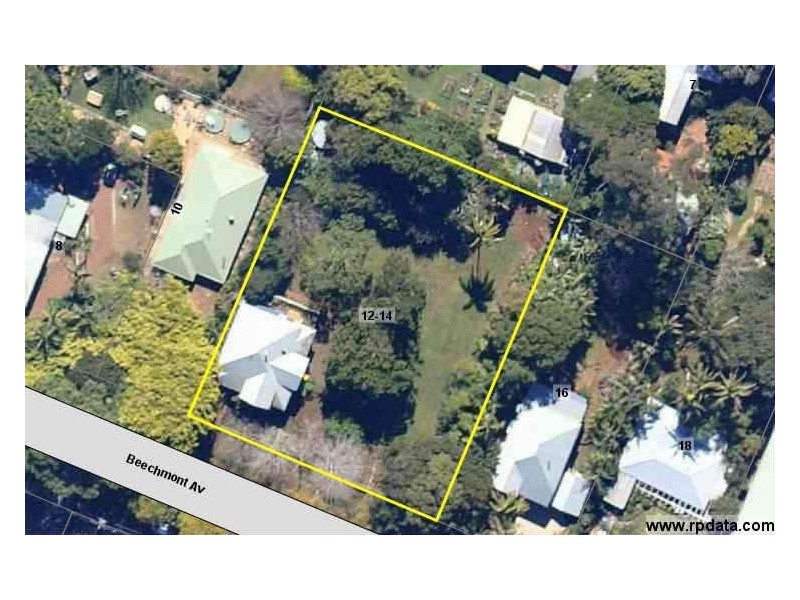 12 Beechmont Av, Tamborine Mountain QLD 4272