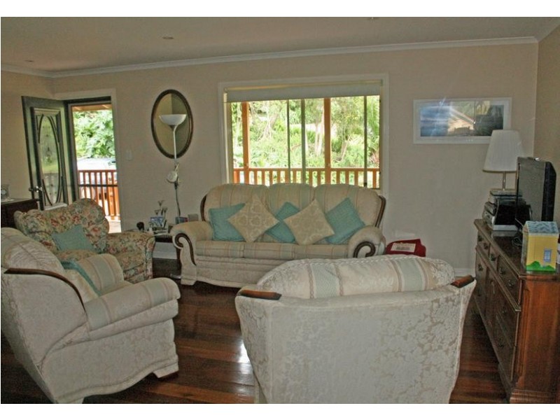 5 Contour Road, Eagle Heights QLD 4271