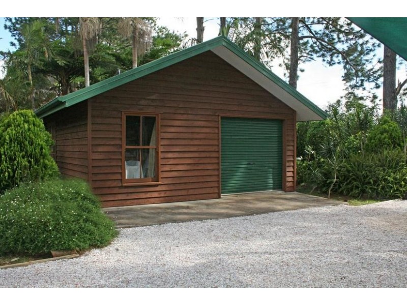 25 Ben Nevis St, Mount Tamborine, Tamborine Mountain QLD 4272