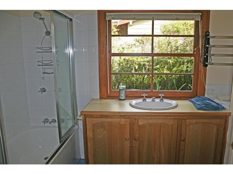 25 Ben Nevis St, Mount Tamborine, Tamborine Mountain QLD 4272