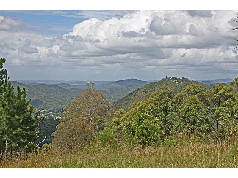 7b Celebes Court, Mount Tamborine., Tamborine Mountain QLD 4272