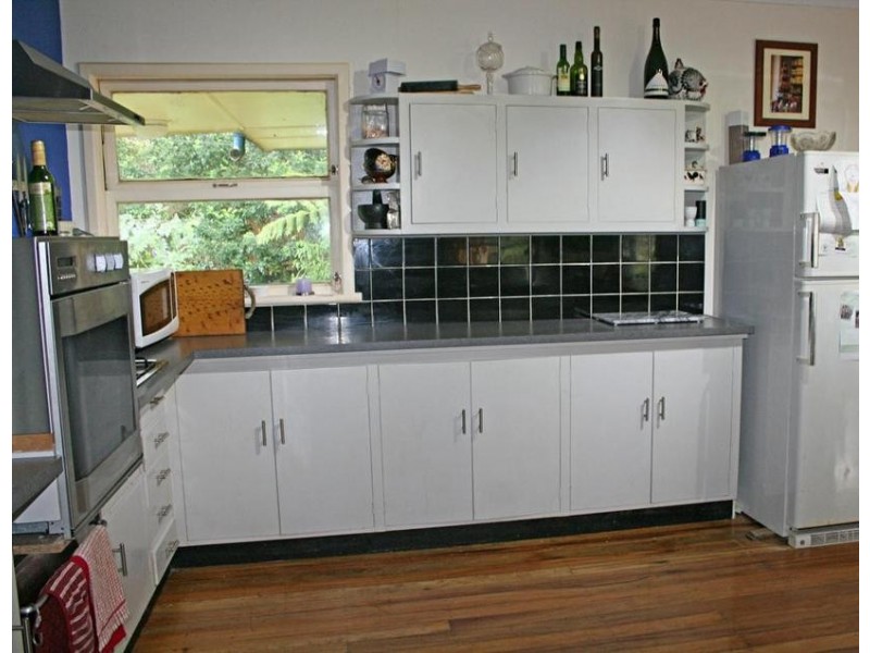 129 Kinabalu Drive, Eagle Heights QLD 4271