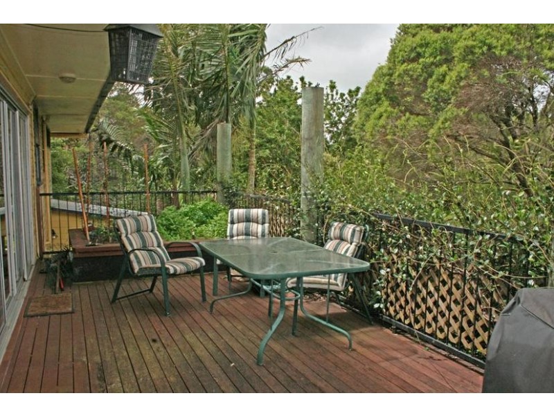 129 Kinabalu Drive, Eagle Heights QLD 4271