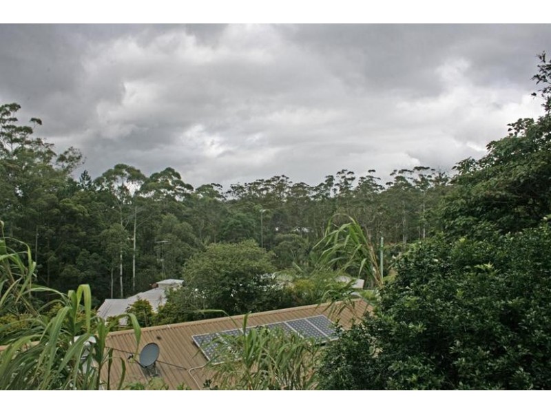 129 Kinabalu Drive, Eagle Heights QLD 4271