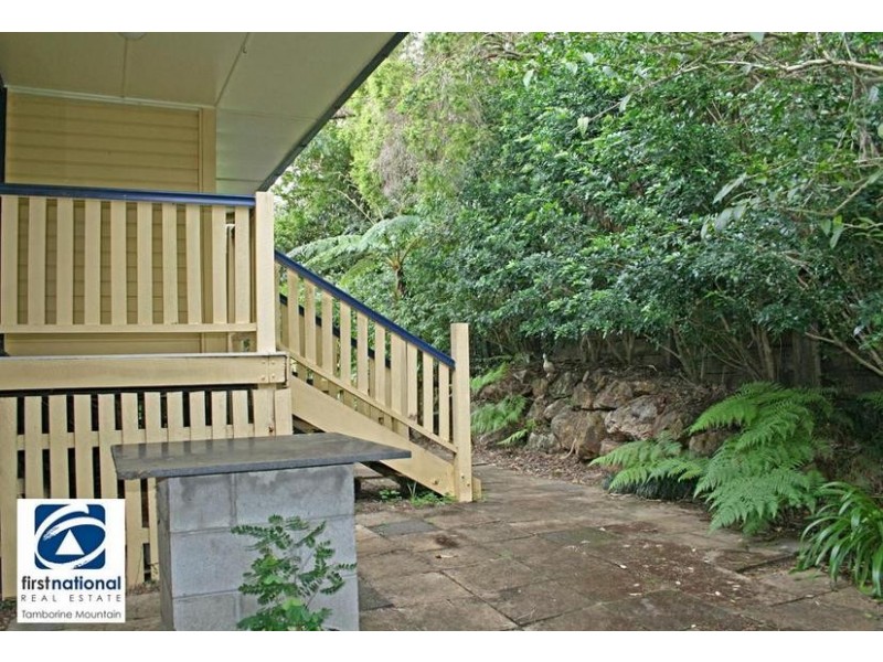 129 Kinabalu Drive, Eagle Heights QLD 4271