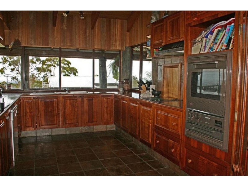 9 Celebes Court, Mt Tamborine., Tamborine Mountain QLD 4272