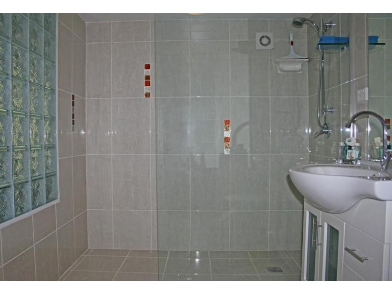 3-5 Long Road, Eagle Heights QLD 4271