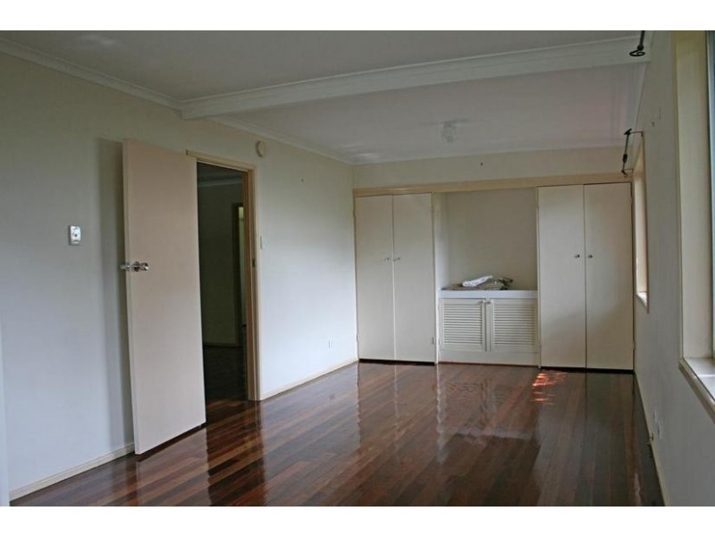 Eagle Heights QLD 4271