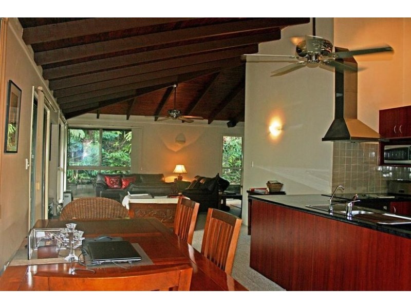 12 Kamet Court, Eagle Heights QLD 4271