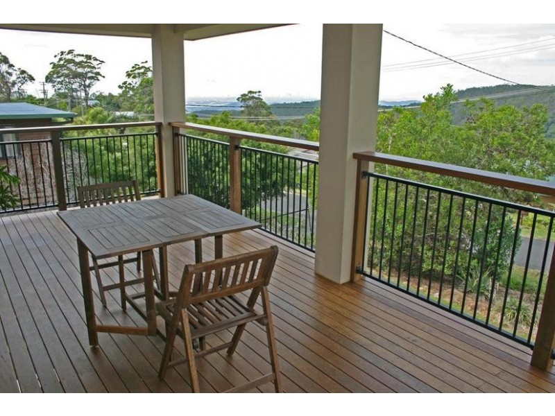 52 MAGNETIC DRIVE, Eagle Heights QLD 4271