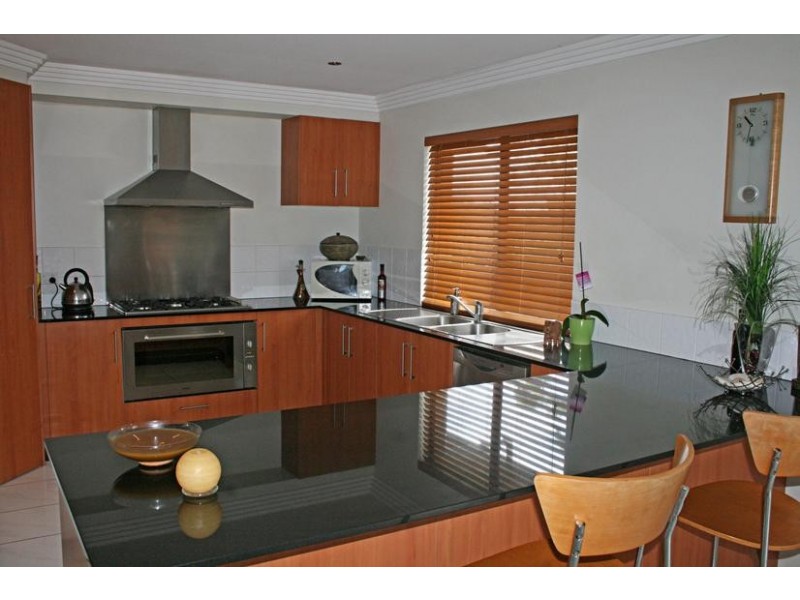 52 MAGNETIC DRIVE, Eagle Heights QLD 4271