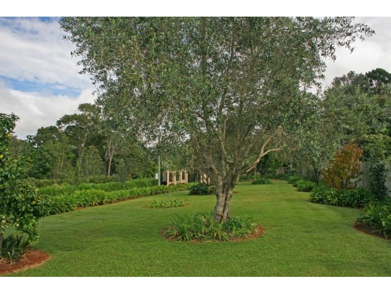 266 Long Road, North Tamborine QLD 4272