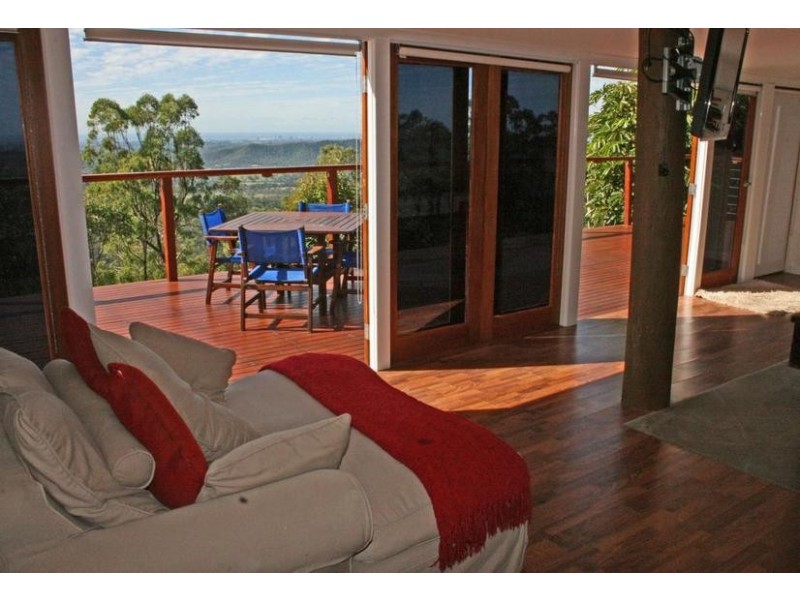 251 Guanaba Creek Road, Tamborine Mountain QLD 4272