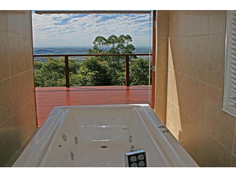 251 Guanaba Creek Road, Tamborine Mountain QLD 4272