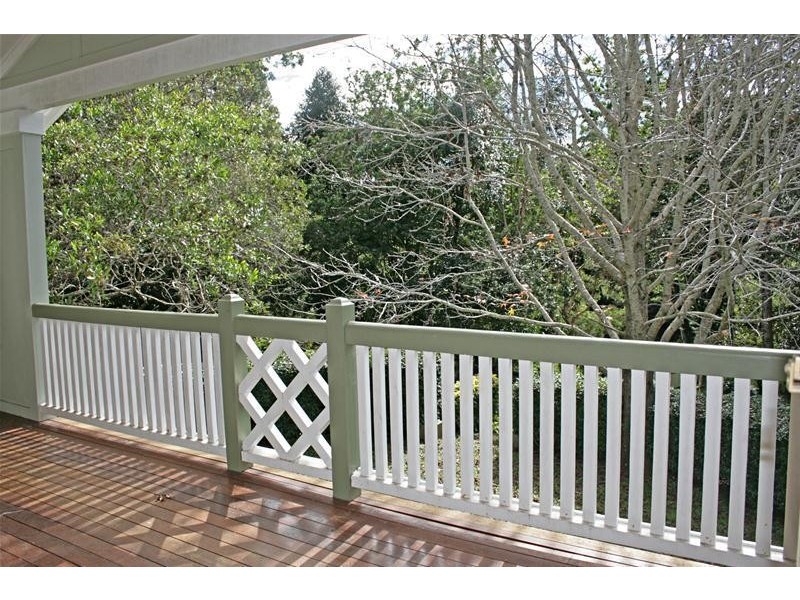 77 FREEMONT Drive, North Tamborine QLD 4272