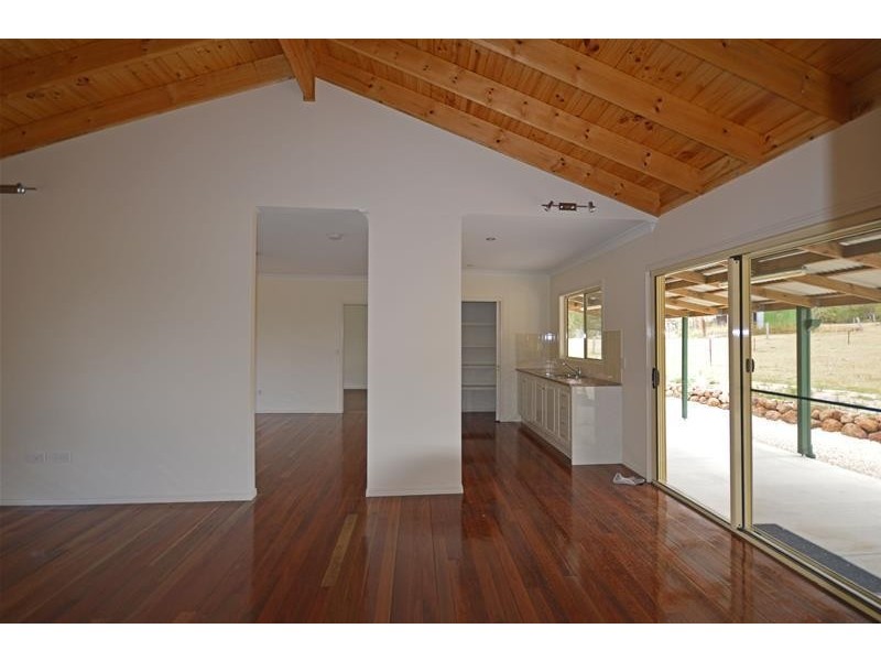 69 Hazel Road, Tamborine QLD 4270