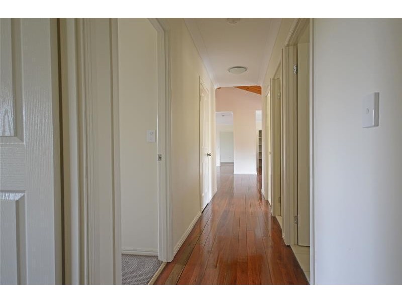 69 Hazel Road, Tamborine QLD 4270