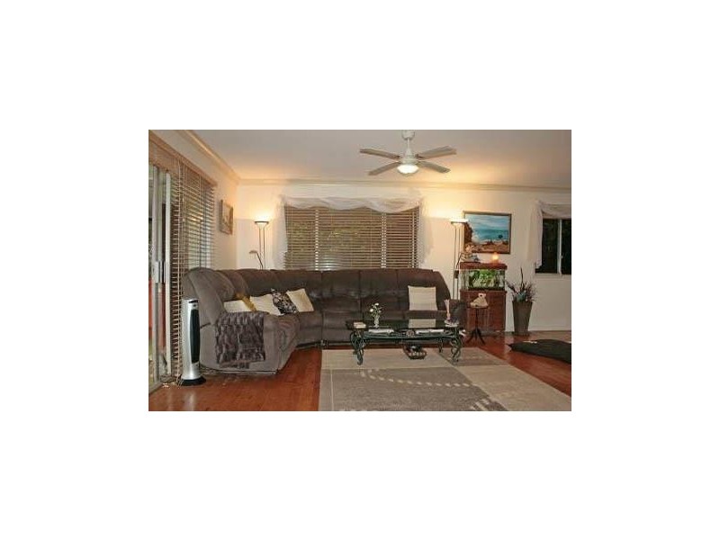 Eagle Heights QLD 4271