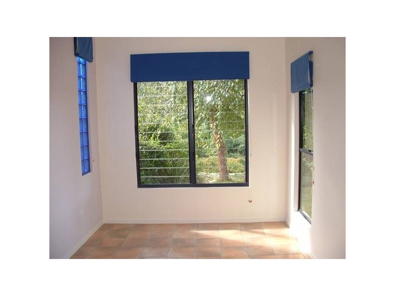 Eagle Heights QLD 4271