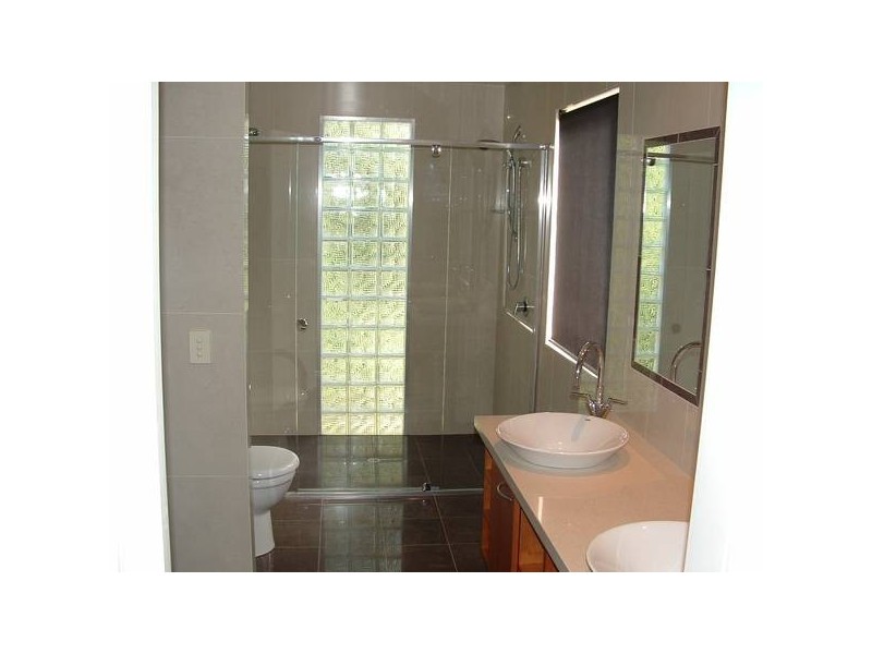 Eagle Heights QLD 4271