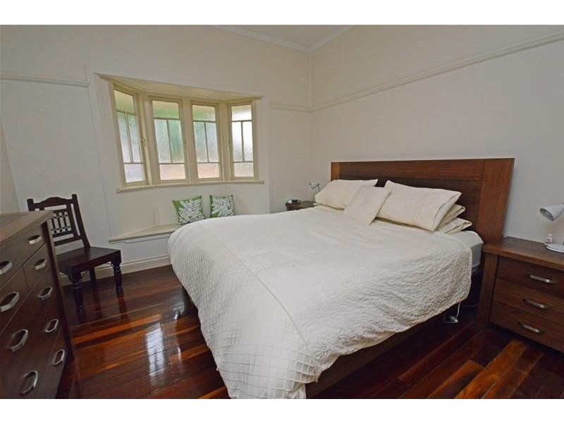 31 Cliff Way, Tamborine Mountain QLD 4272