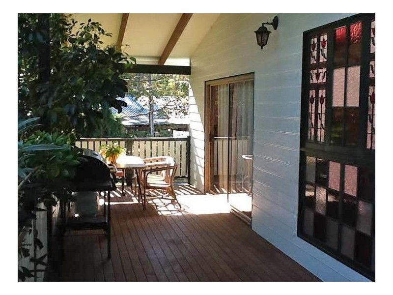 1 Freemont Drive, Tamborine Mountain QLD 4272