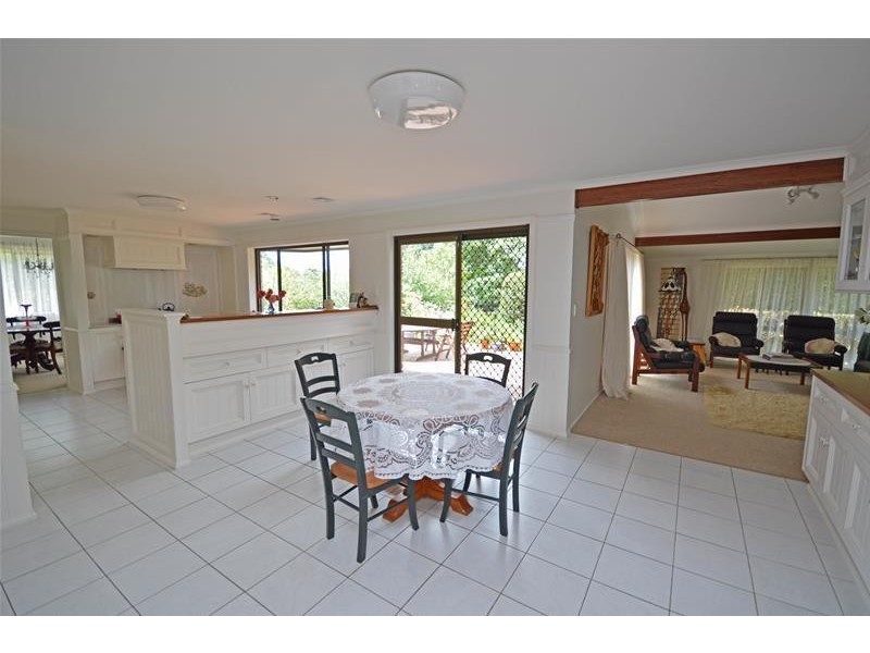 129 Curtis Road, Tamborine Mountain QLD 4272