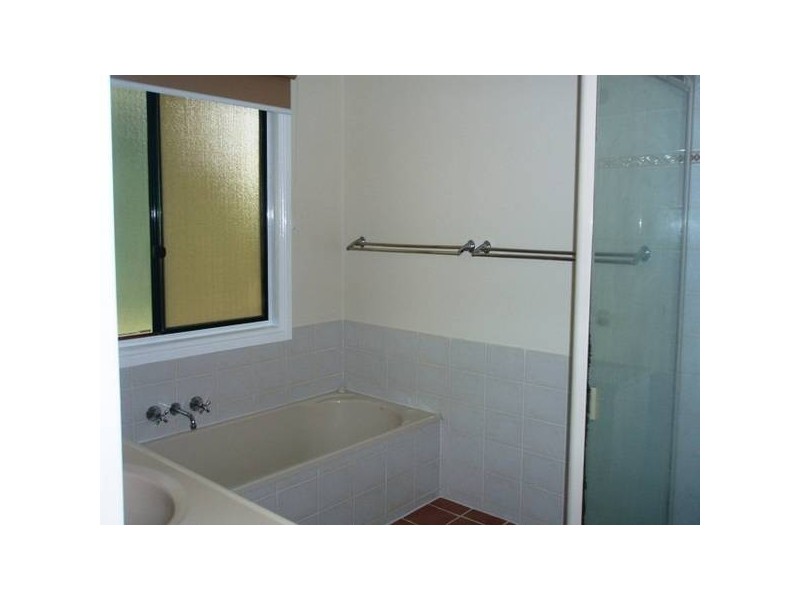 Eagle Heights QLD 4271