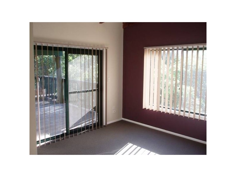 Eagle Heights QLD 4271